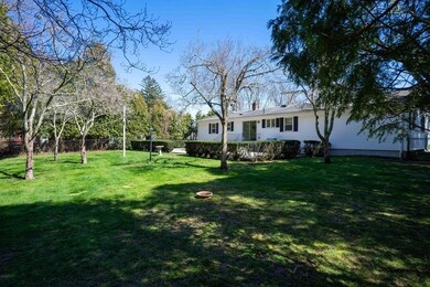 387 Russells Mills Rd, South Dartmouth, MA 02748 - photo 6