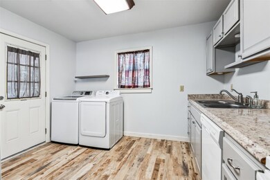 1220 W Water St, Weatherford, TX 76086 - photo 6