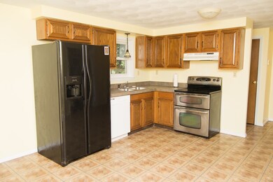 166 Beacon St, Worcester, MA 01610 - photo 5