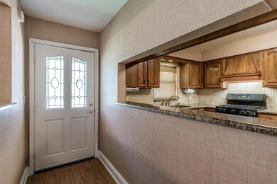 5118 Garette Dr E, Jacksonville, FL 32210 - photo 3