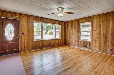 1129 Timberlane, Asheboro, NC 27205 - photo 2