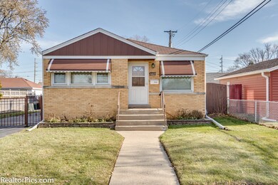 4413 Emerson Ave, Schiller Park, IL 60176 - photo 2