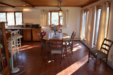 242 Tuckertown Rd, Wakefield, RI 02879 - photo 5