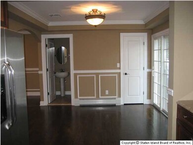 125 Cheshire Place, Staten Island, NY 10301 - photo 6