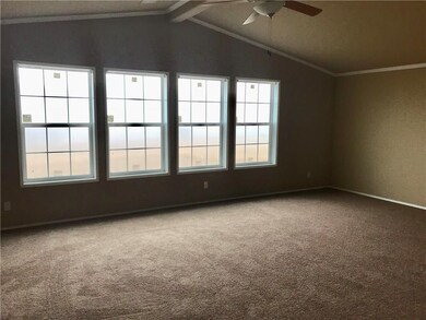 10537 N 2000 Rd, Elk City, OK 73644 - photo 4