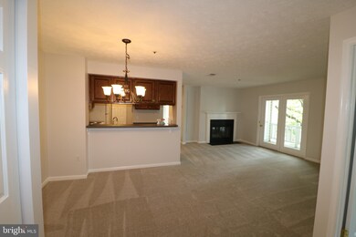 12204 Eagles Nest Ct unit H, Germantown, MD 20874 - photo 4