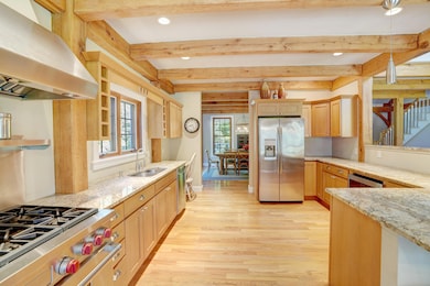 4 High Meadow Ln, Oak Bluffs, MA 02557 - photo 6