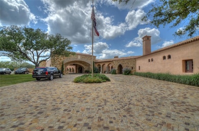 000 La Serena Loop, Horseshoe Bay, TX 78657 - photo 4