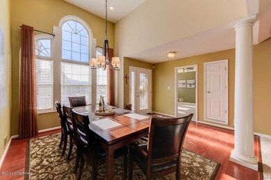 6307 Saskatchewan Dr, Louisville, KY 40228 - photo 3