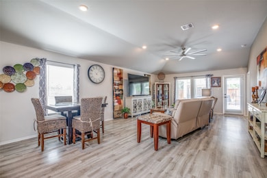 708 Autumn Lake Ln, Magnolia, TX 77354 - photo 5