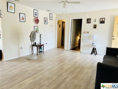 301 W Lincoln Ave, Copperas Cove, TX 76522 - photo 6