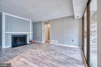 10551 Twin Rivers Rd unit C2, Columbia, MD 21044 - photo 5