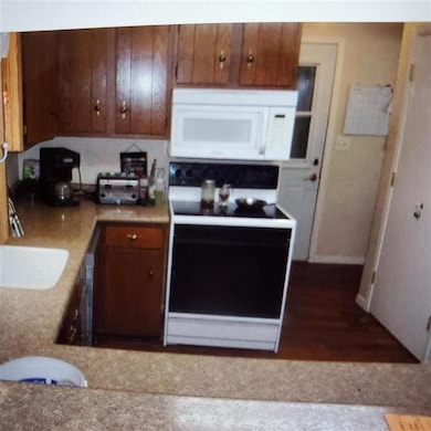 134 East St, Potosi, WI 53820 - photo 5