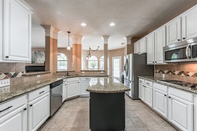 1611 Orlando St, Friendswood, TX 77546 - photo 6