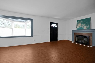 Living Room 1-1