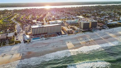 2 blocks from beach