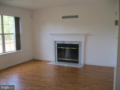 7110 Branchwood Dr, Clinton, MD 20735 - photo 4