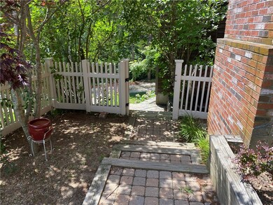 36 Coolridge Ave, Greenville, RI 02828 - photo 3