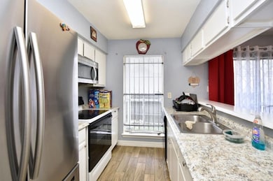 6200 W Tidwell Rd unit 2003, Houston, TX 77092 - photo 3