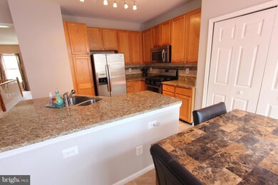 20579 Crestmont Terrace, Sterling, VA 20165 - photo 7