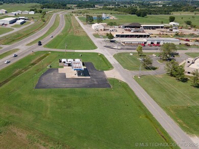 601 Airport, Tahlequah, OK 74464 - photo 4