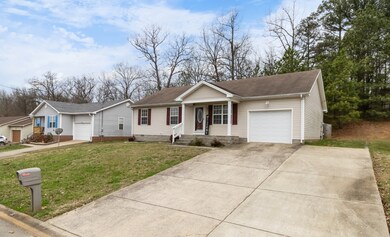 326 Pine Hill Dr, Hopkinsville, KY 42240 - photo 2