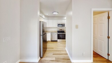 18 Edgeworth St, Worcester, MA 01605 - photo 4