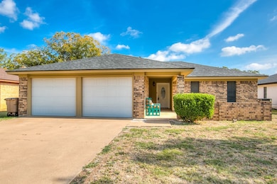 1204 Gregory Dr, San Angelo, TX 76905 - photo 3