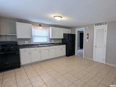 1012 Bridge Ave, Davenport, IA 52803 - photo 7