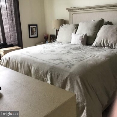 Station Square at Clarendon unit 906, Arlington, VA 22201 - photo 2