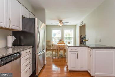 4049 Chetham Way unit 18, Woodbridge, VA 22192 - photo 5