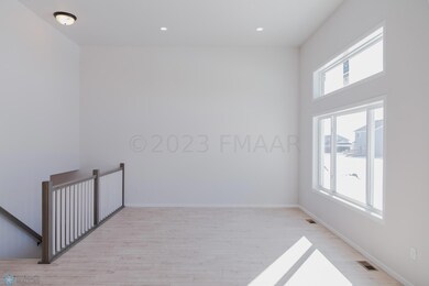 7331 26th St S, Fargo, ND 58104 - photo 6