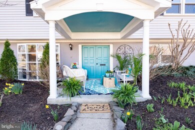 8216 Crown Court Rd, Alexandria, VA 22308 - photo 4