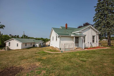 178 N Main St, Potosi, WI 53820 - photo 3