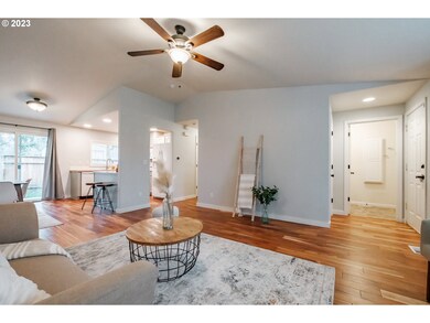 1615 Lilly Ct, Newberg, OR 97132 - photo 7