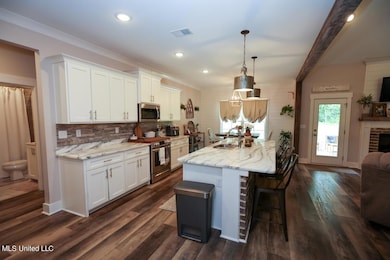 Kitchen Island b