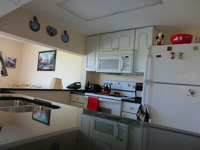 557 Caribbean Dr, Davenport, FL 33897 - photo 2