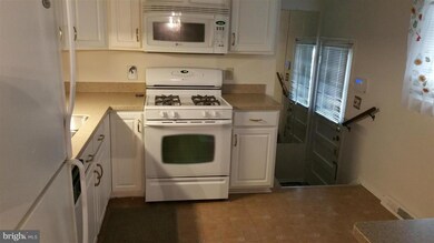 3405 Rockdale Ct, Windsor Mill, MD 21244 - photo 3