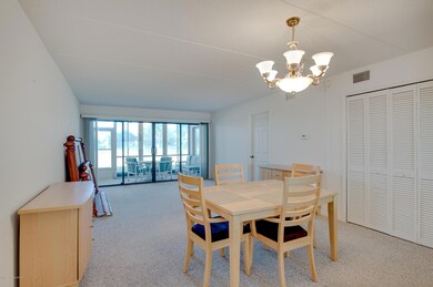 2727 N Wickham 104-10