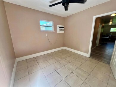 3261 S US Highway 1 unit 10, Fort Pierce, FL 34982 - photo 2