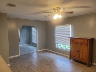 4524 Dixie Dr, Houston, TX 77021 - photo 5