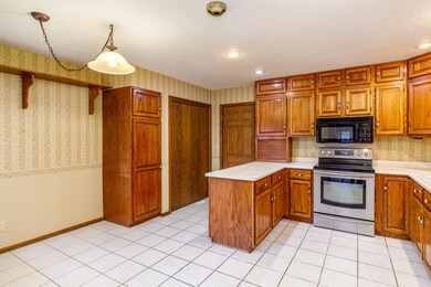 2116 Ironwood Ct, Ames, IA 50014 - photo 5