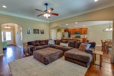 10005 Cedar Garden Dr-15