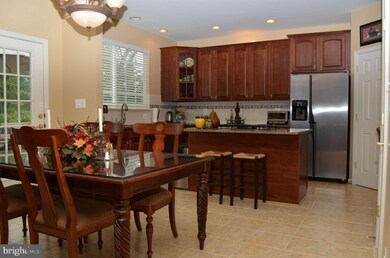 208 E Wise Ct, Purcellville, VA 20132 - photo 3
