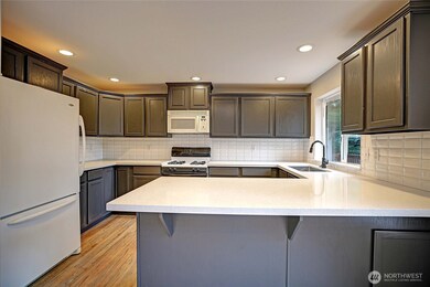 1881 Lake Dr, Camano Island, WA 98282 - photo 5