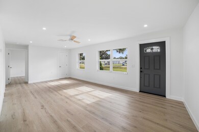 1008 SW 10th St, Okeechobee, FL 34974 - photo 6