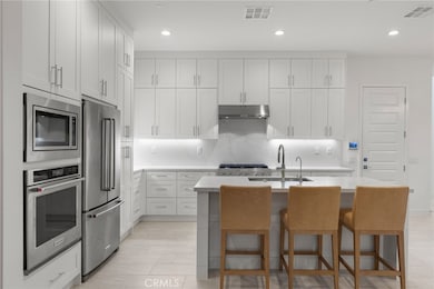 140 Reyes Aly, Lake Forest, CA 92630 - photo 4