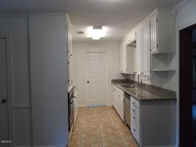 005_Kitchen