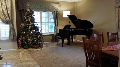 4407 Living room