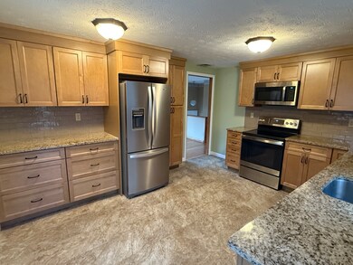 223 Boretz Rd, Colchester, CT 06415 - photo 5